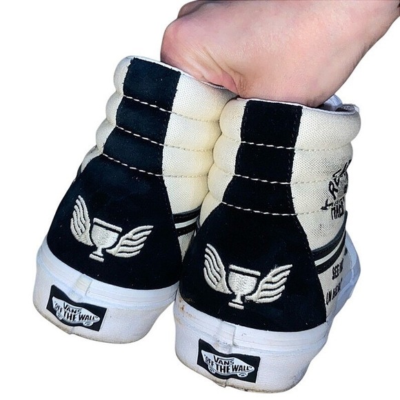 Vans Sk8-Hi Graphic Skate Shoes White Black Men 7 Women 8.5 - Picture 4 of 13